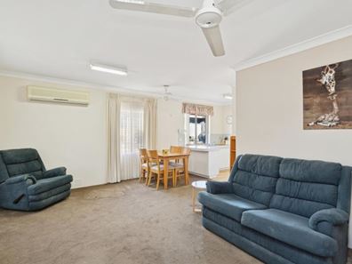 37/15 Mereworth Way, Marangaroo WA 6064
