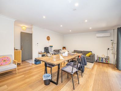 2/84 Clydesdale Street, Como WA 6152