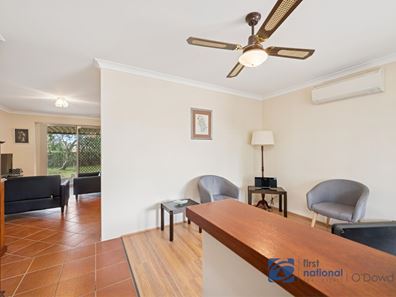 2 Wallaby Place, Brookdale WA 6112
