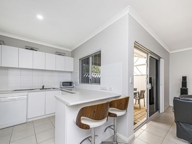 3/217 Patricia Street, Caversham WA 6055