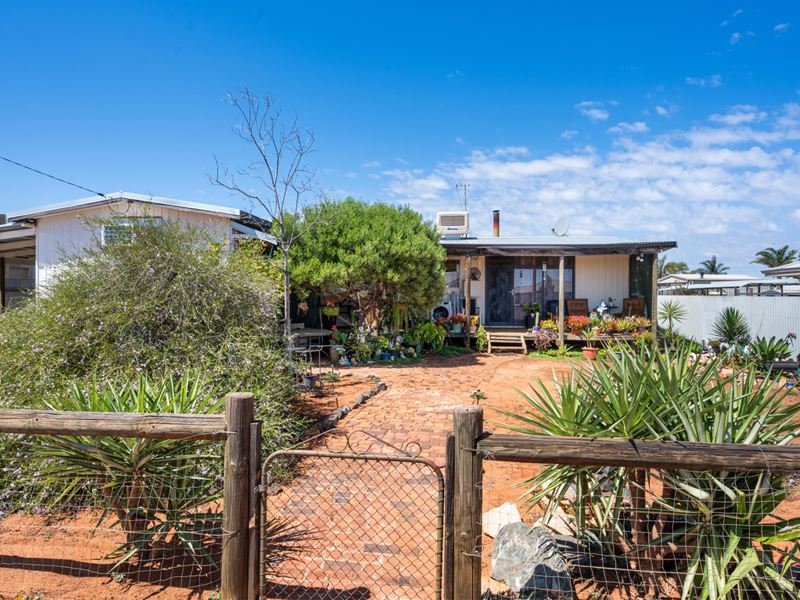 107 Forrest Street, Coolgardie WA 6429