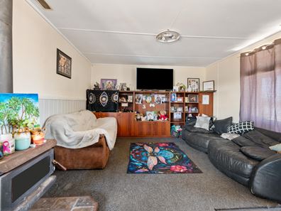 107 Forrest Street, Coolgardie WA 6429