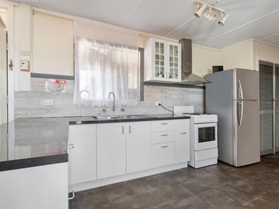 107 Forrest Street, Coolgardie WA 6429