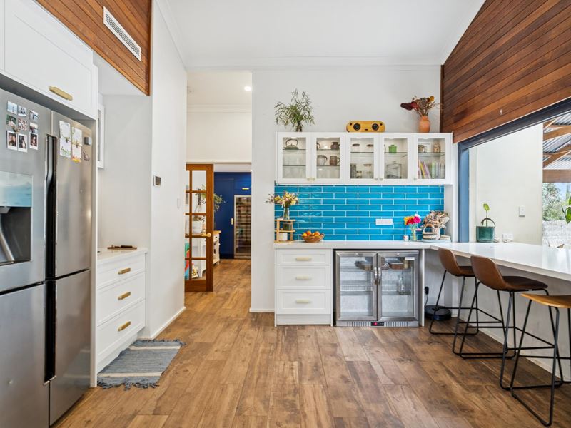 11 Thornton Place, Gooseberry Hill WA 6076