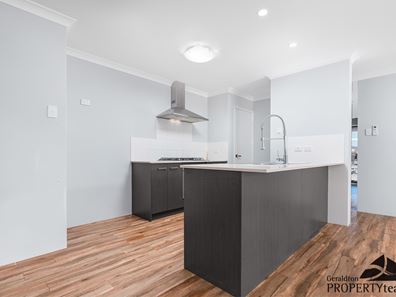12 Hood Street, Wandina WA 6530