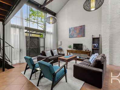 2/34 Henry Street, Fremantle WA 6160