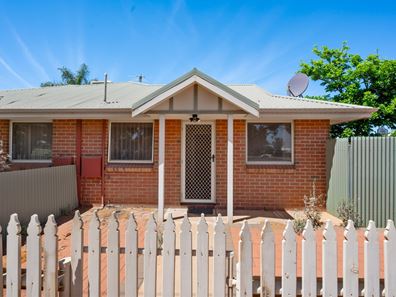 2/40 Moran Street, Boulder WA 6432