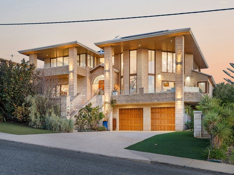 22 Ross Avenue, Sorrento