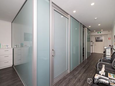 35/12 Davis Road, Kelmscott WA 6111