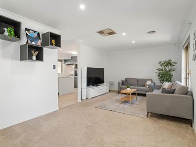 10 Moose Close, Beechboro WA 6063