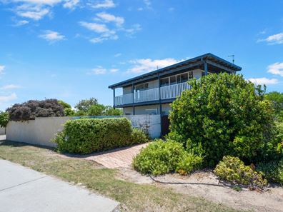 2 & 4 Sea Ripple Avenue, Port Denison WA 6525