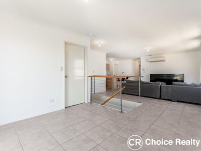 1/2 Hogarth Street, Cannington WA 6107