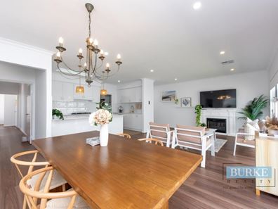39A Fenellia Crescent, Craigie WA 6025