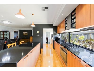 6 Harvard Way, Wellard WA 6170