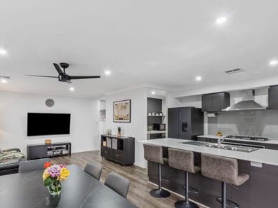 17 Munji Street, South Yunderup WA 6208