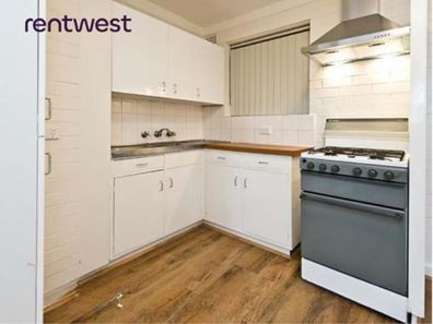 2/11 King George Street, Victoria Park WA 6100