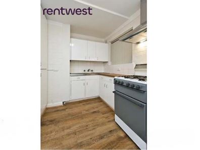 2/11 King George Street, Victoria Park WA 6100