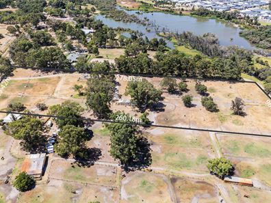 77 Twelfth Road, Haynes WA 6112
