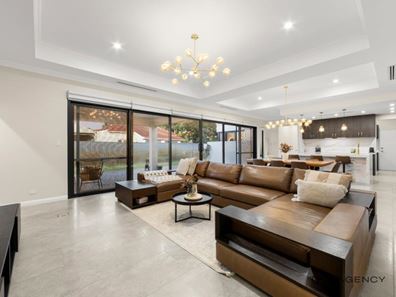 4 O'Neile Parade, Redcliffe WA 6104