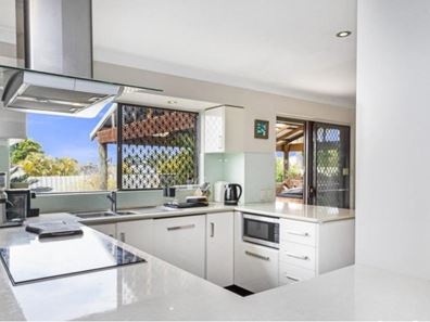 58 Bernard Manning Drive, Duncraig WA 6023