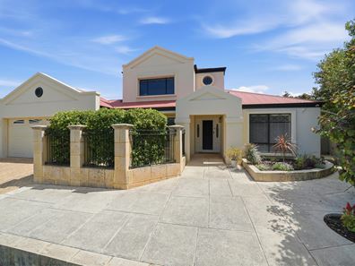 11 Catania Court, Mindarie WA 6030