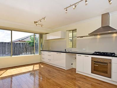 30 Everard Avenue, Ellenbrook WA 6069