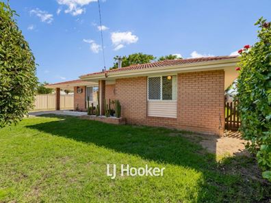 4 Brooksy Place, Burekup WA 6227