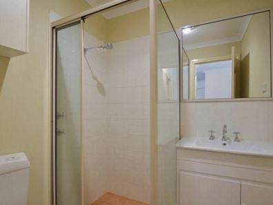 8/10 Great Eastern Highway, Somerville WA 6430