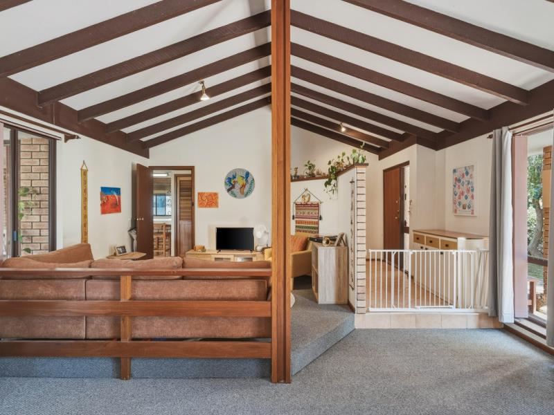 1 Yukon Close, Greenfields WA 6210
