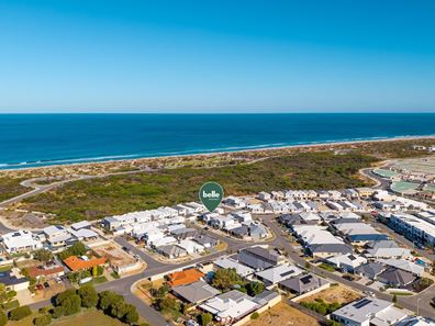 10 Boat Way, Golden Bay WA 6174