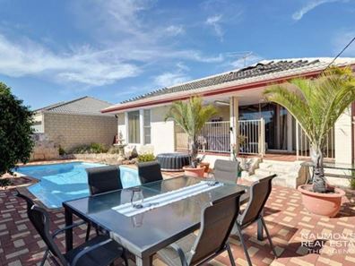 32 Eastdene Circle, Nollamara WA 6061