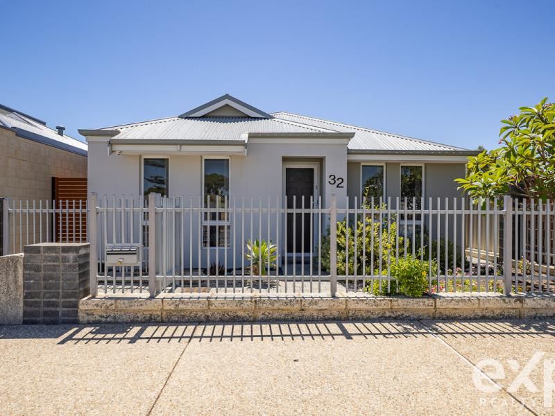 32 Aurea Boulevard, Golden Bay WA 6174