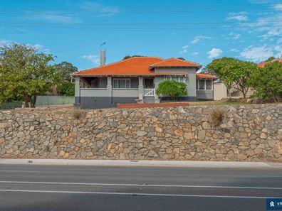76 South Western Highway, Mount Richon WA 6112