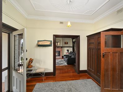 32 Tuart Street, Bunbury WA 6230