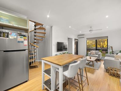 2/1 Stratford Street, East Fremantle WA 6158