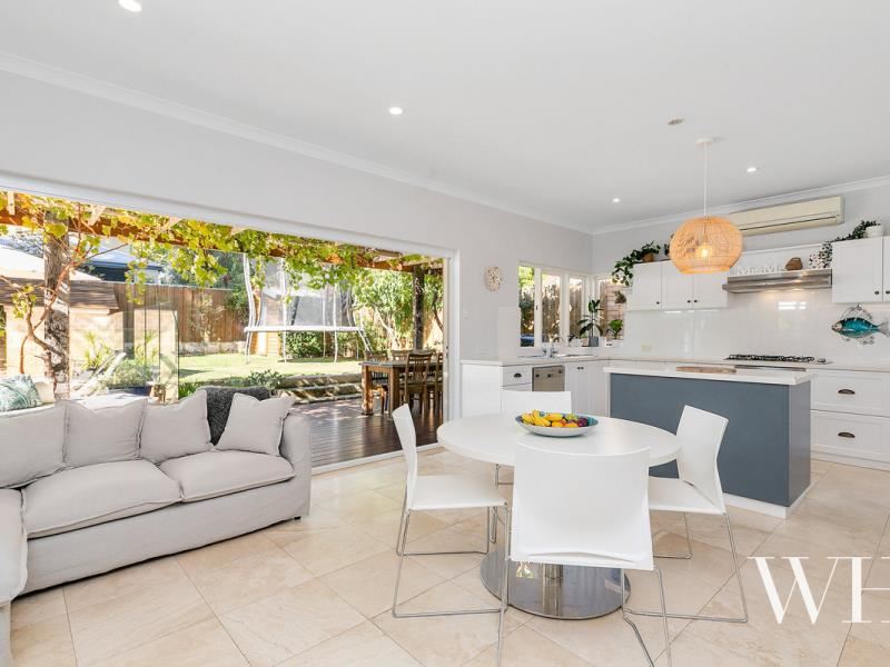 28 Silas Street, East Fremantle WA 6158