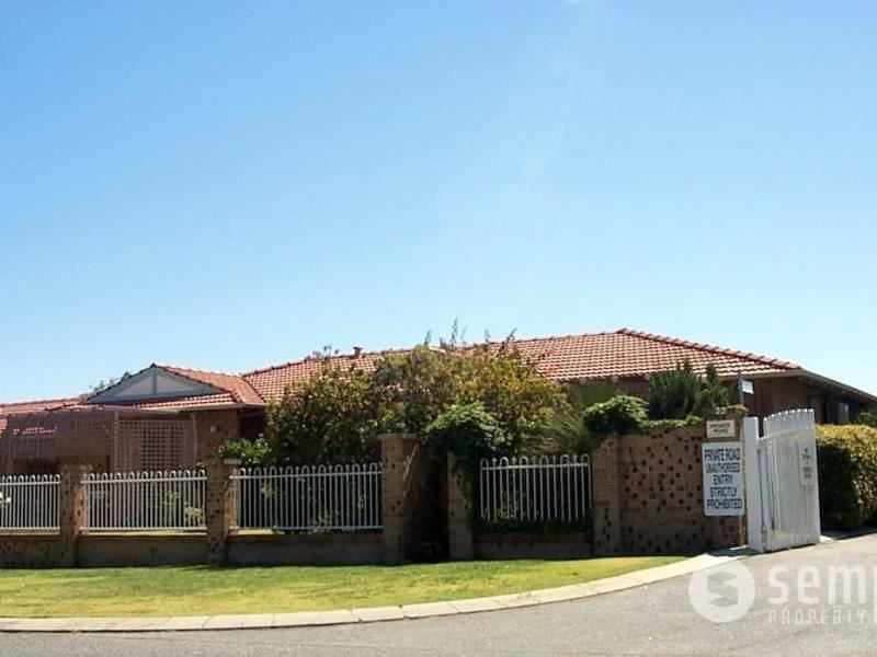 16/22 Fantail Drive, Bibra Lake WA 6163