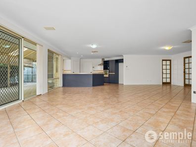 38 Avon Crescent, Atwell WA 6164