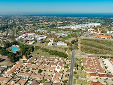 Unit 1/96 Simpson Avenue, Rockingham WA 6168