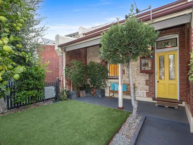 16 Tydeman Road, North Fremantle WA 6159
