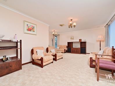30 Aintree Street, Hamersley WA 6022