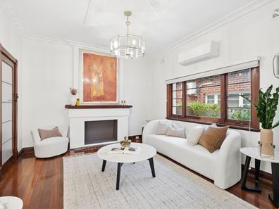 137 London Street, Mount Hawthorn WA 6016