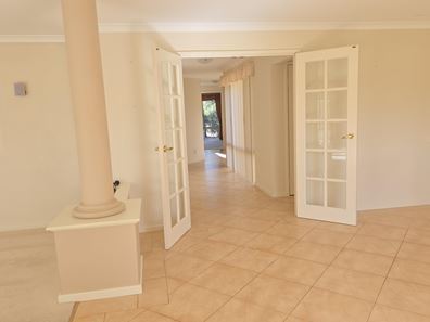 25 Clover Crescent, Busselton WA 6280