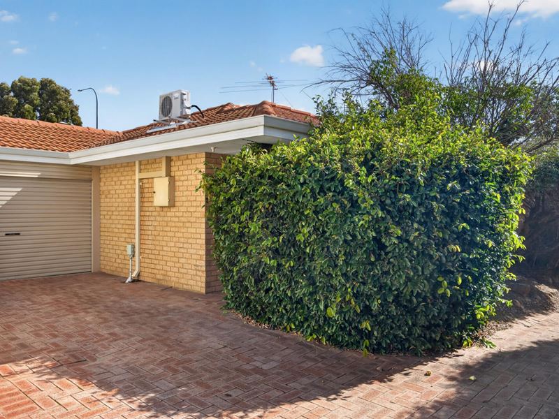 2/65 Manchester Street, Victoria Park WA 6100