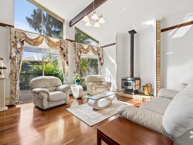 6 Tree Haven Vista, Leeming WA 6149