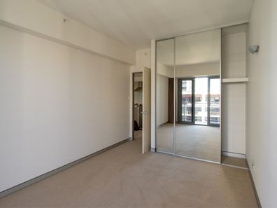 35/148 Adelaide Terrace, East Perth WA 6004