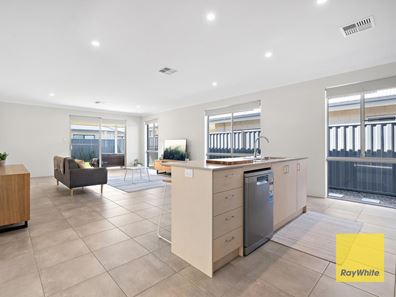 13 Percheron Circuit, Forrestdale WA 6112