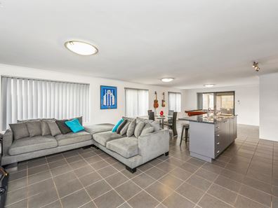 22 Jitarning Brace, Baldivis WA 6171