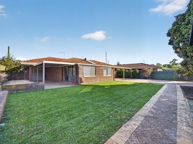 19 Rusham Place, Morley WA 6062