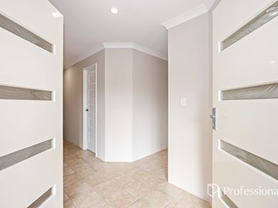 24 Midland Elbow, Mindarie WA 6030